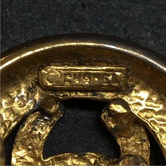 CHANEL CC Logo Gold Tone Earrings - Picture 7 of 8